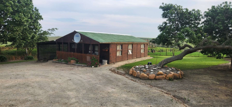 8 Bedroom Property for Sale in Geelhoutboom Western Cape